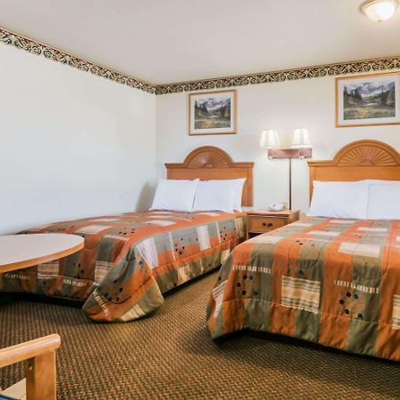 Travelodge By Wyndham טמפל מראה חיצוני תמונה