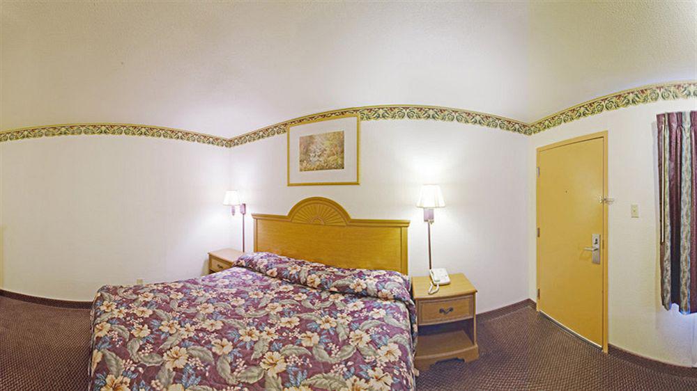 Travelodge By Wyndham טמפל מראה חיצוני תמונה